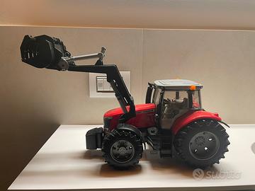 Bruder Massey Ferguson 03047