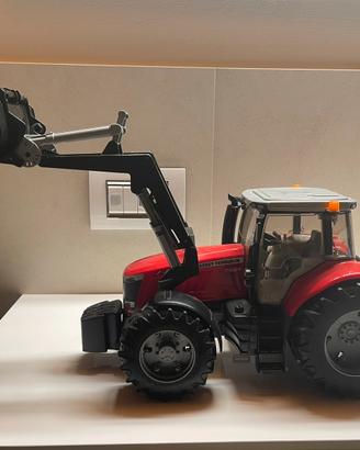 Bruder Massey Ferguson 03047