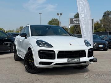 Porsche Cayenne Coupé 3.0 V6 E-Hybrid/tetto pan/sc