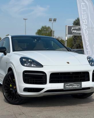 Porsche Cayenne Coupé 3.0 V6 E-Hybrid/tetto pan/sc