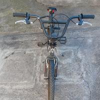 bici BMX Lombardo nuova usata 5 volte