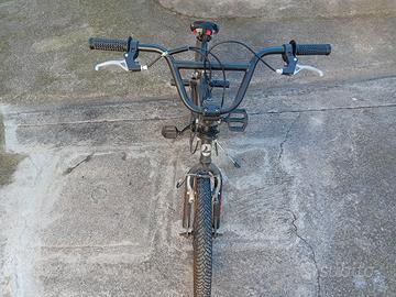bici BMX Lombardo nuova usata 5 volte