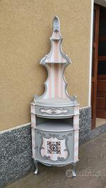 Angoliera stile shabby chic