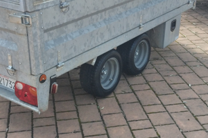 Rimorchio doppio asse