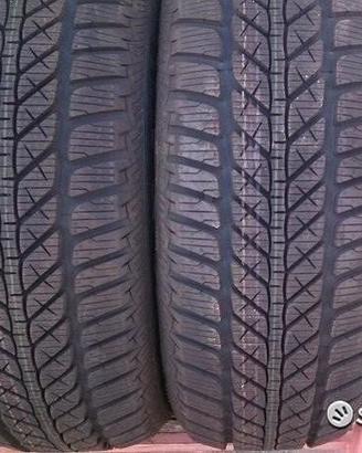 Coppia di pneumatici nuovi 205 60 16 bridgestone