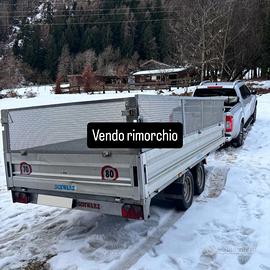 Rimorchio per auto