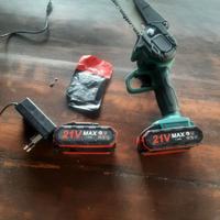 minimotosega a batteria al litio