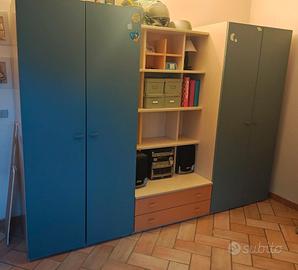 armadietto cassettiera piccolo tavolino 