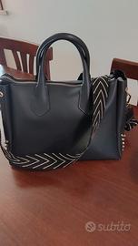 borsa nera marca GUM