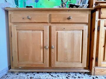 Mobile credenza in legno di pino