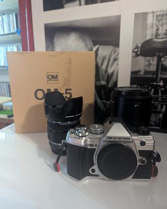 OLYMPUS OM-5 +12-45 F4 PRO+ 40-150 F4 PRO