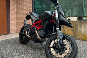 Ducati Hypermotard 821