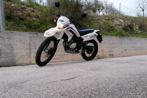 Moto Enduro Malaguti 125 4 tempi tenuta bene