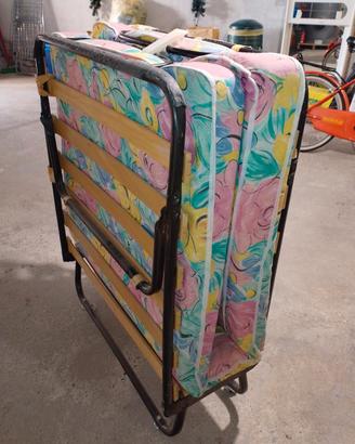 Letto singolo pieghevole
