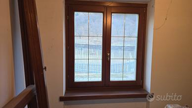 Coppia finestre in legno rovere 2 ante