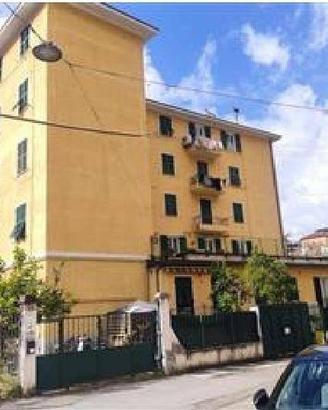 Immobile in asta di 96 m² con 4 locali a Varazze