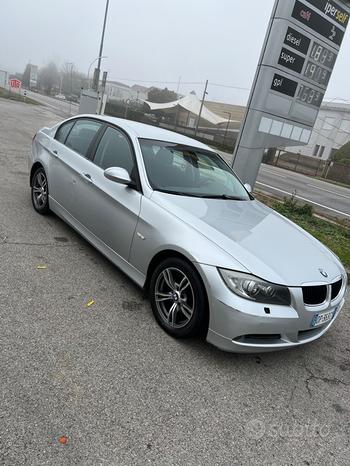 BMW Serie 3 (E90/91) - 2008
