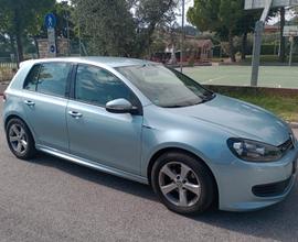 VOLKSWAGEN Golf 6 1.6 TDI Bluemotion R-Line