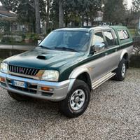 Mitsubishi L200 pik up 4x4 con ridote e clima