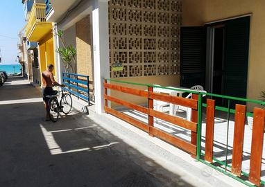 Piano terra a soli 40 mt dalla spiaggia di kaucana