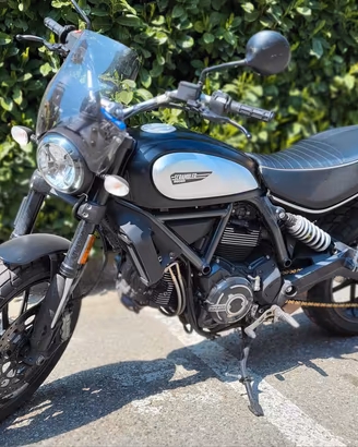 Scrambler icon dark 800