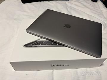 Macbook pro 13”