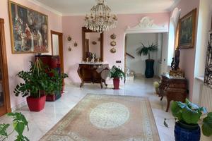 CASA SEMINDIPENDENTE A BARONISSI