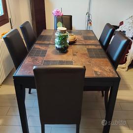 Sei sedie imbottite in semilpelle (TAVOLO VENDUTO)