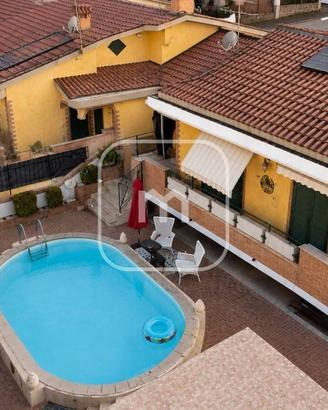 Villa di 180 m² con 4 locali a Roma
