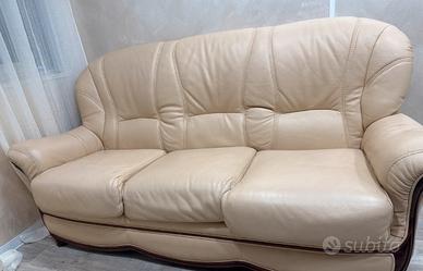 Divano in pelle, nuovo, 3 mesi di vita