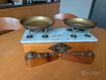 Bilancia stupenda a piatti da tavolo