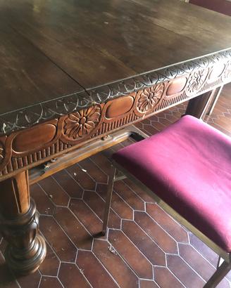Tavolo in legno massello