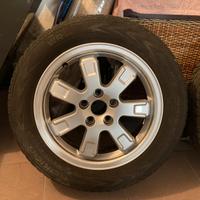 4 ruote in  lega 15” VW con pneumatici invernali