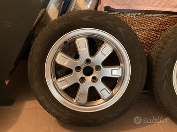 4 ruote in  lega 15” VW con pneumatici invernali