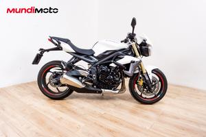 TRIUMPH STREET TRIPLE 675 - 2013