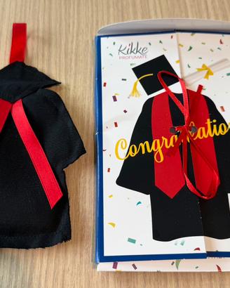 Biglietto auguri congratulazioni  laurea profumato