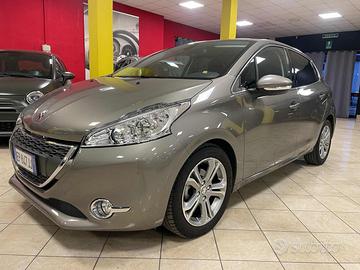 PEUGEOT 208 1.6 8V e-HDi allure *navi/cruise/led
