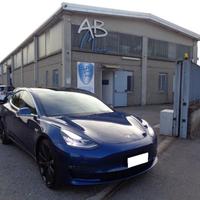 TESLA Model 3 Long Range Performance AWD *IVA ES