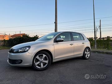 Golf 2.0 TDI 140cv DSG cambio automatico