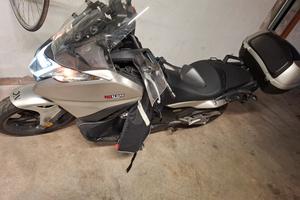 HONDA INTEGRA 750 TRACTION CONTROL