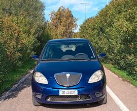 Lancia Ypsilon 1.3 MJT 75 CV Argento