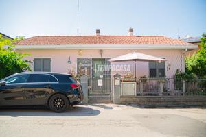 NUDA PROPRIETÀ | Casa indipendente con giardino in