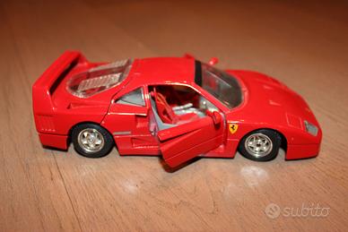 Ferrari F40 Burago scala 1:24
