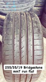 2 pneumatici estivi 255/35/19 run Fiat al 90%