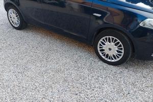 lancia  Ypsilon diesel 95 cv