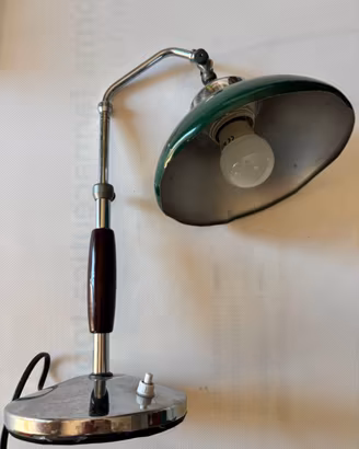 Lampada da tavolo ministeriale originale d'epoca