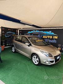 Renault Scenic Scénic X-Mod 1.5 dCi 110CV Luxe