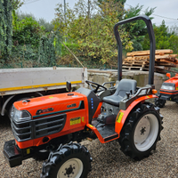 Trattore Kubota GB-18