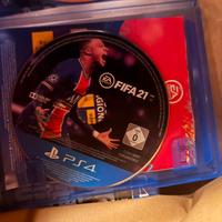 Fifa 2021 ps4  praticamente nuovo.