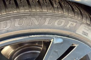 Gomme 235/40/19
